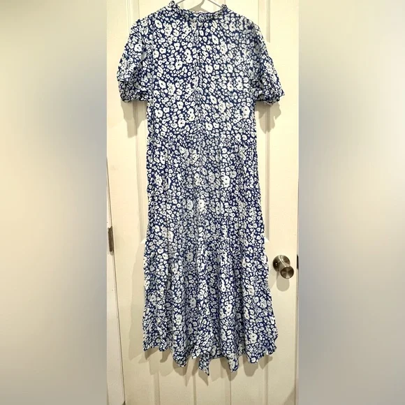 Zara Blue Floral Midi Dress – Ruffle Sleeve, Flowy & Feminine 🌸💙 - Picture 3 of 3
